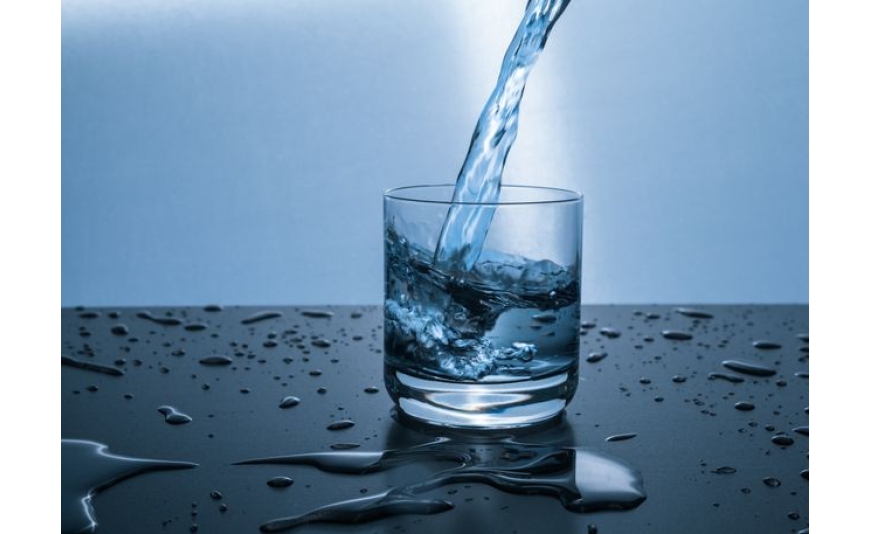 Wie Umkehrosmose Funktioniert: Die Technologie Hinter Sauberem Wasser Wie Umkehrosmose Funktioniert: Die Technologie Hinter Sauberem Wasser